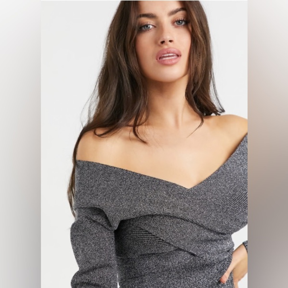 EUC Ted Baker Kyyraa long sleeve wrap off the shoulder silver glitter finish